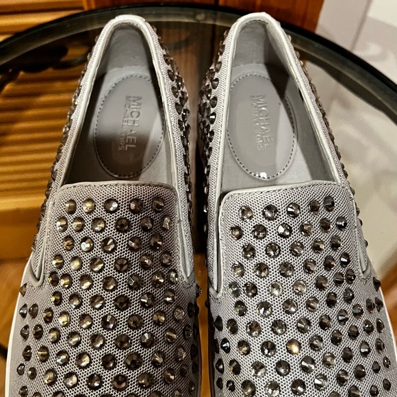 Michael Kors Stunning Silver Sneakers | 7.5 NOWT 🪩🤩 - Picture 9 of 13